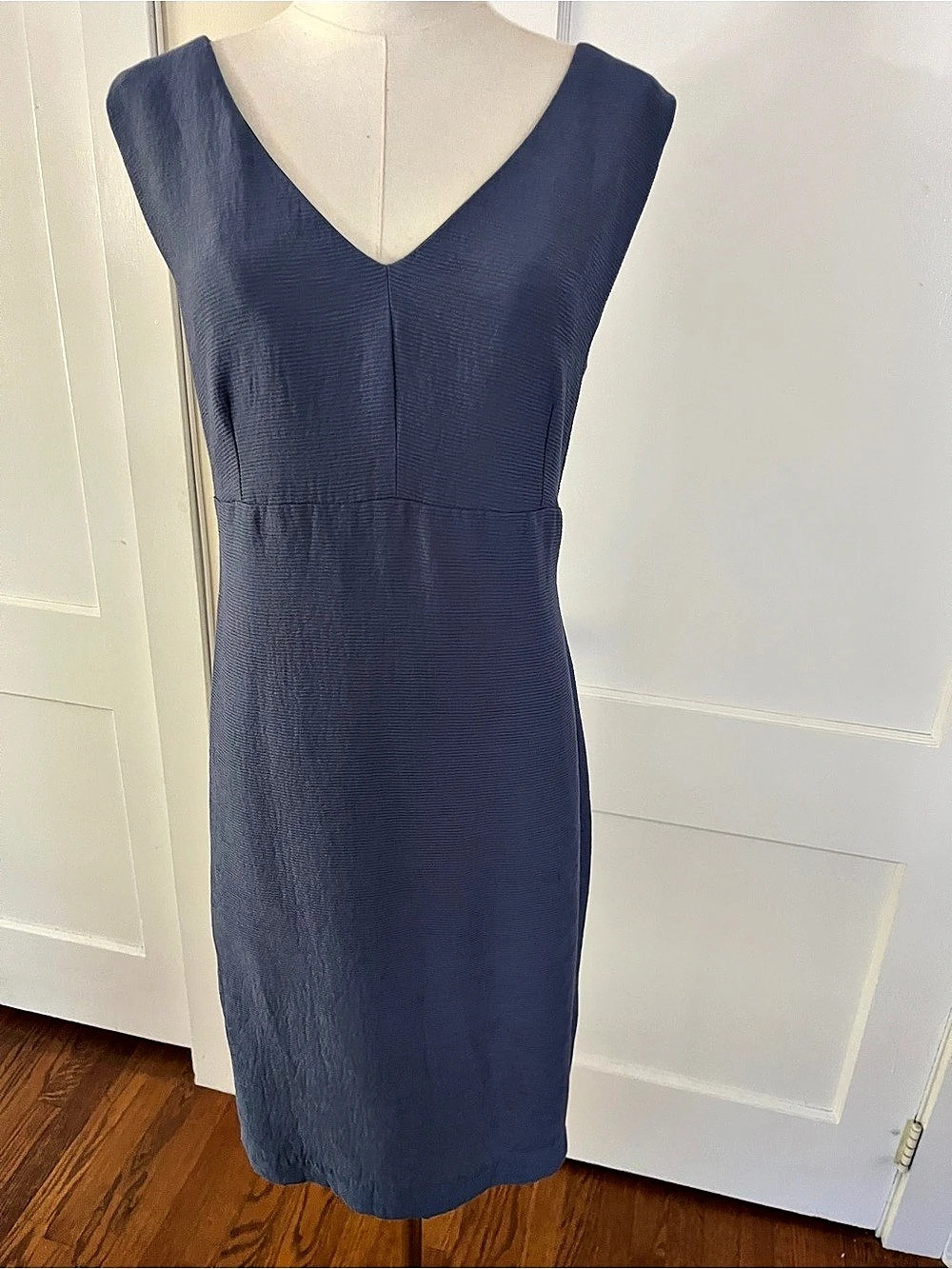 Karl Lagerfeld Paris V-Neck Mini Dress in Blue Size Medium